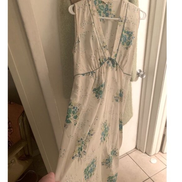 Christian Dior Vintage Silk Nightgown no tag, but size small - Picture 3 of 10